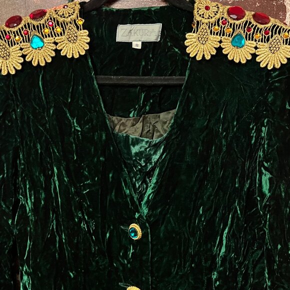 VTG Zakura Emerald Green Crushed Velvet Midi Dress Jeweled Epaulettes Size 8 - Picture 3 of 10